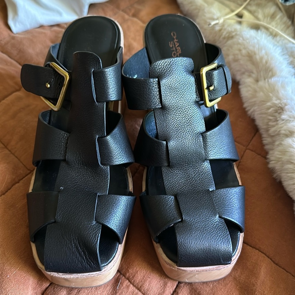 Fisherman clog.
